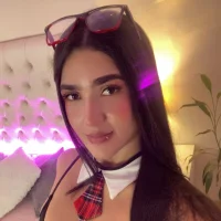 Tiffanny_Gomez Adlı Modelin Avatarı