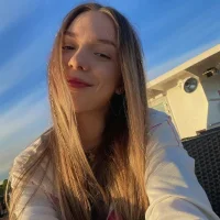 LottieRichards, Stripchat webcam model