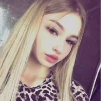Princess_Carolyn webcam model