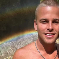 straightbuzzcut's Profile Pic