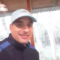 ari8832's Profile Pic