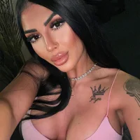 Nicole77777 webcam