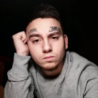 Foto do perfil de Broneronee