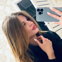 Sweet_cherry853's Profile Pic