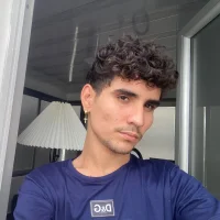 RoyalLovers's Profile Pic