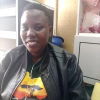 Liz-queen's Profile Pic