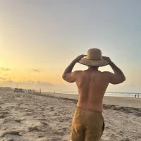 CCPIRES 头像图片