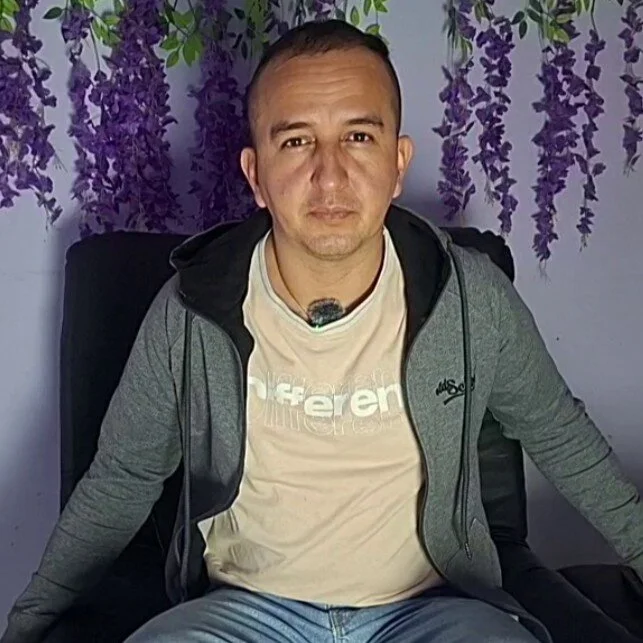 EnzoRomanof Stripchat profile image