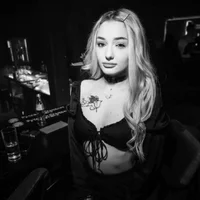 KateRiverra's Profile Pic