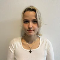 TheaAyres's Profile Pic