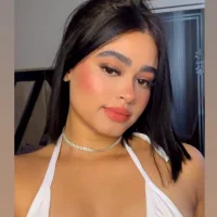 תמונת פרופיל של Victoria_Lux_