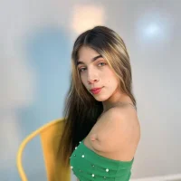 DulceeEsmeralda Adlı Modelin Avatarı