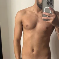 vanelust1's Profile Pic