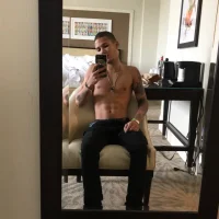Yanwoods420 webcam model