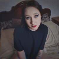 alicewonderly's Profile Pic