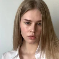 Caroline_054 頭像圖片