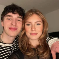 Juicycouple69's Profile Pic