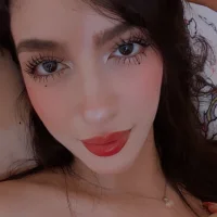 Emily-hottson