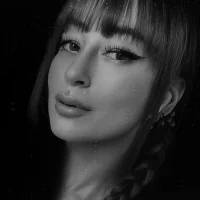 Mia-Bloom's Avatar Photo