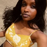 Kissme_slowly live webcam