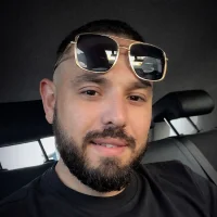 Ross9219's Avatar Pic