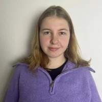 EvelynGate Φωτ, Προφίλ