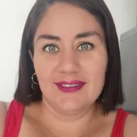 ladoncebella's Profile Pic