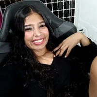 Gambar Profil CourtneyLovely