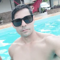 Julianolopps's Profile Pic