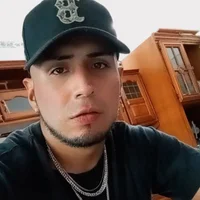 Zdjęcie profilowe modela 96-Estefano