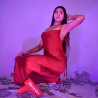 Iris_Thompson_ Gambar Avatar