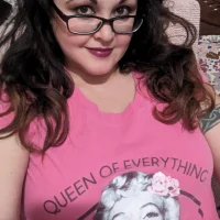Foto do perfil de SexyThickMilf79