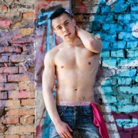 EDAMSNOW's Profile Pic