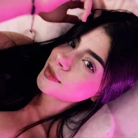 TifanyChill Adlı Modelin Avatarı