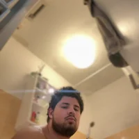 Chienne_01's Avatar Pic