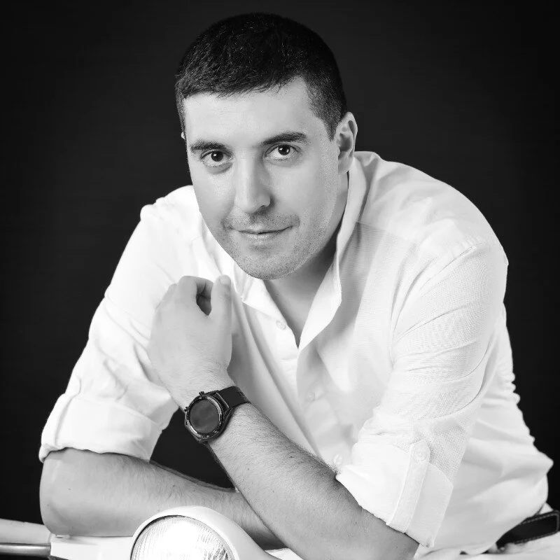 likihot profile photo