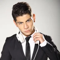 Roman_Belmont webcam model