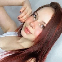 Geovaninha Poză de profil