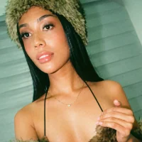 Sunny_sexie's Avatar Pic