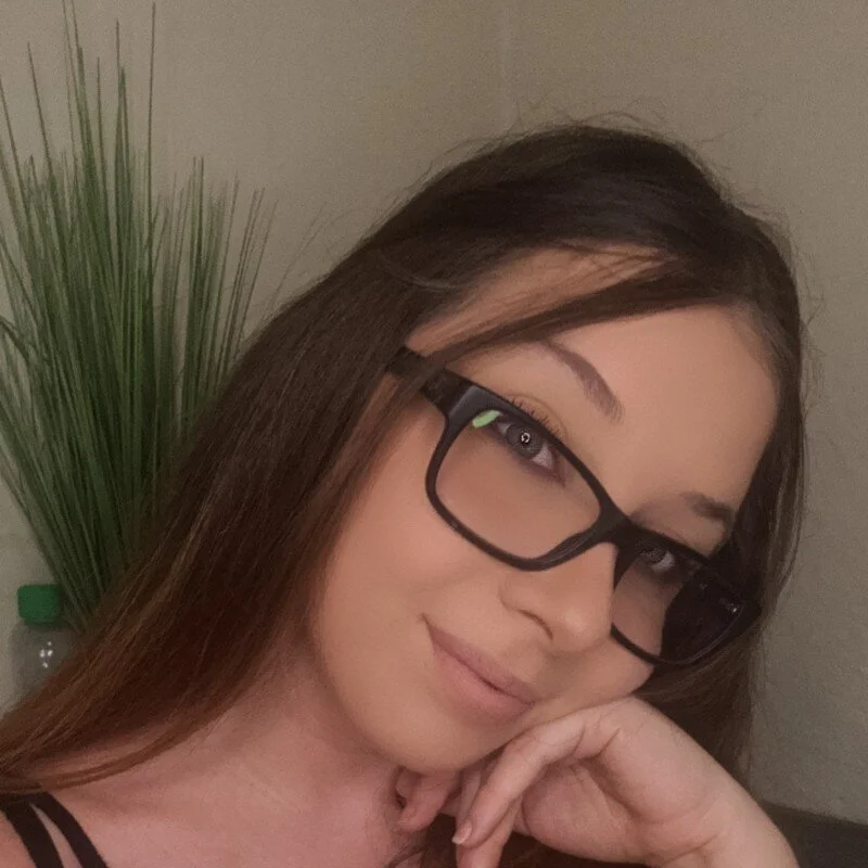 AustrianGirl99AtWork