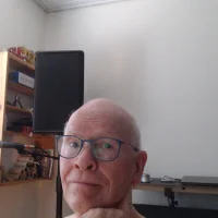 curiousjut's Avatar Pic