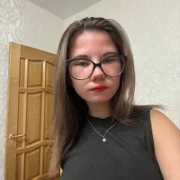 PhilomenaEllen's Profile Pic