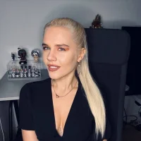 AvroraRai's Profile Pic