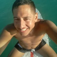 breedyouraw40's Avatar Pic