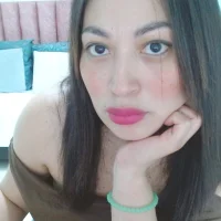 sophia_hadid's Avatar Pic