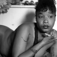 Gayasaylessss' Offline Chat Room