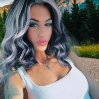tastemecaroline's Avatar Pic