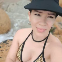 RominaMx's Profile Pic