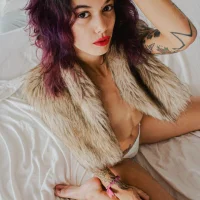 elvira_strummer's Profile Pic