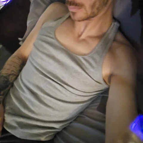 jakfrost33 profile photo